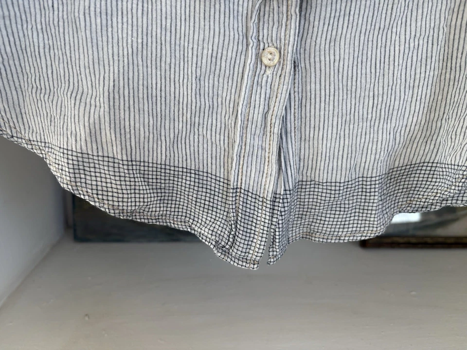 DOSA size 1 Blouse.  100% Cotton.  Super Cute Tuxedo Ruffle Front - Image 4 of 4