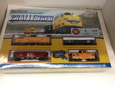 bachmann challenger train set