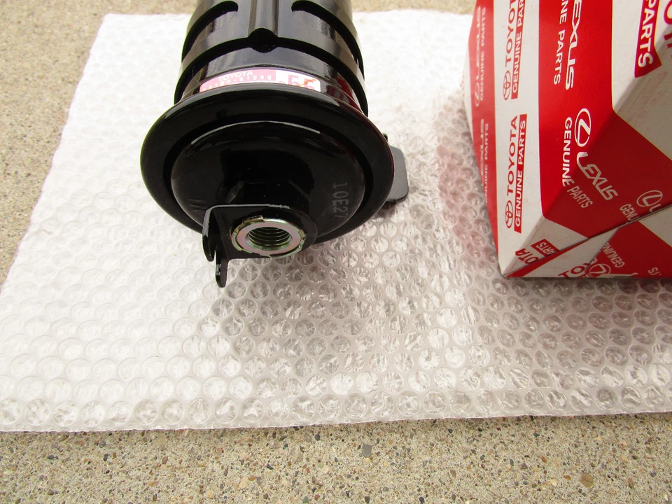 SE ADAPTA A: 91-92 TOYOTA LAND CRUISER FJ80 4,0 L V6 EFI FILTRO DE COMBUSTIBLE FABRICANTE ORIGINAL NUEVO Foto 3 de 4