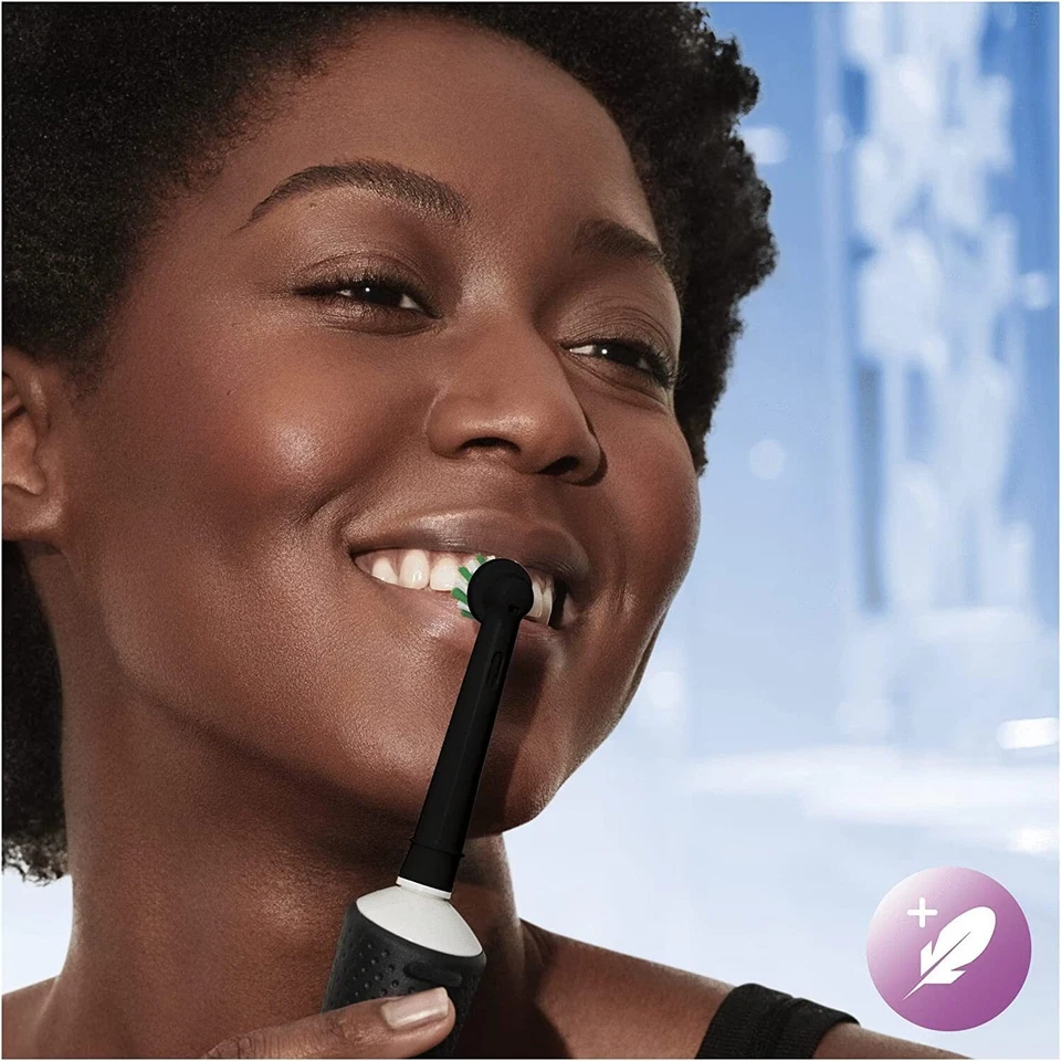 Oral-B Vitality Pro Black & Lilac Electric Rechargeable Toothbrushes (Duo Pack) - Image 2 of 4