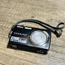 Nikon COOLPIX S220 10.0MP Digital Camera Sold As Is