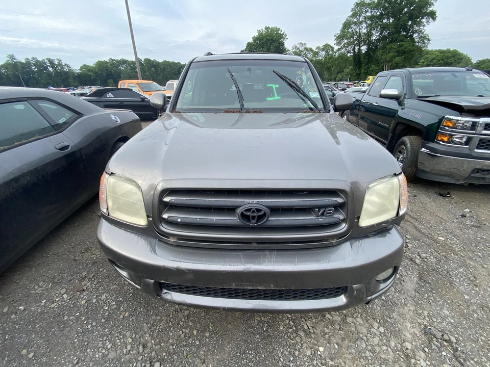 Conjunto de filtro de aire usado se adapta a: Toyota Sequoia 2003 8 cilindros grado C Foto 2 de 4