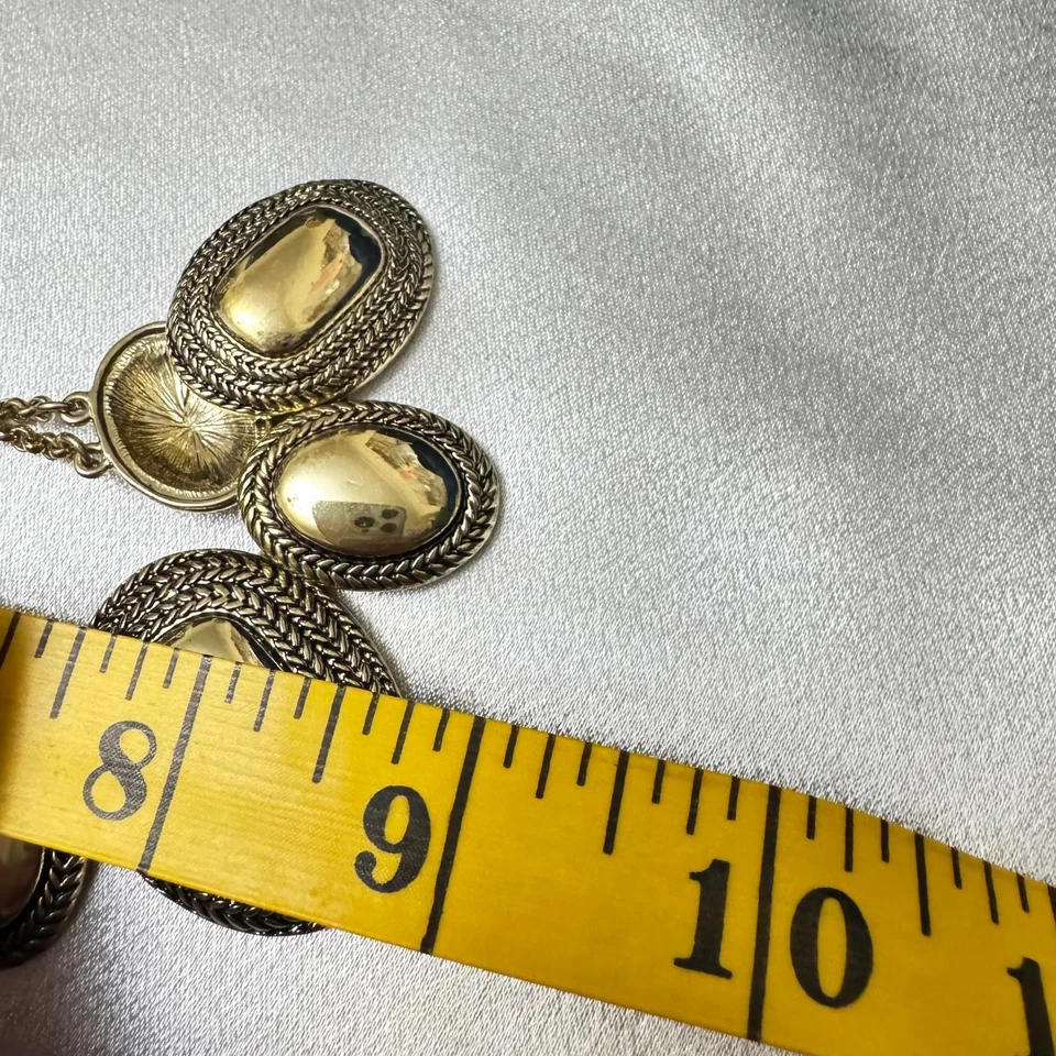 Collar Monet Firmado Vintage Tono Dorado Distintivo Clásico y Atemporal Foto 4 de 4