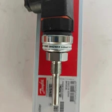 NEW DANFOSS MBT3560 084Z4059 Pressure Transmitter UPS shipping