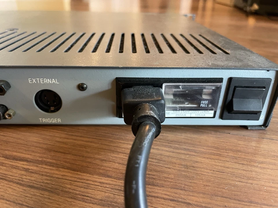 Techron TEF 20 System Made in U.S.A. Audio Spectrum Analysis Tool W/ Rack Mounts - Image 4 of 4