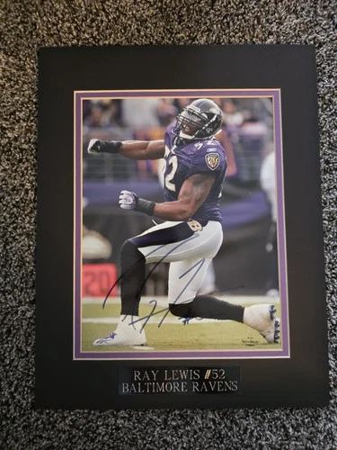 Ray Lewis Signed Photograph With Frame