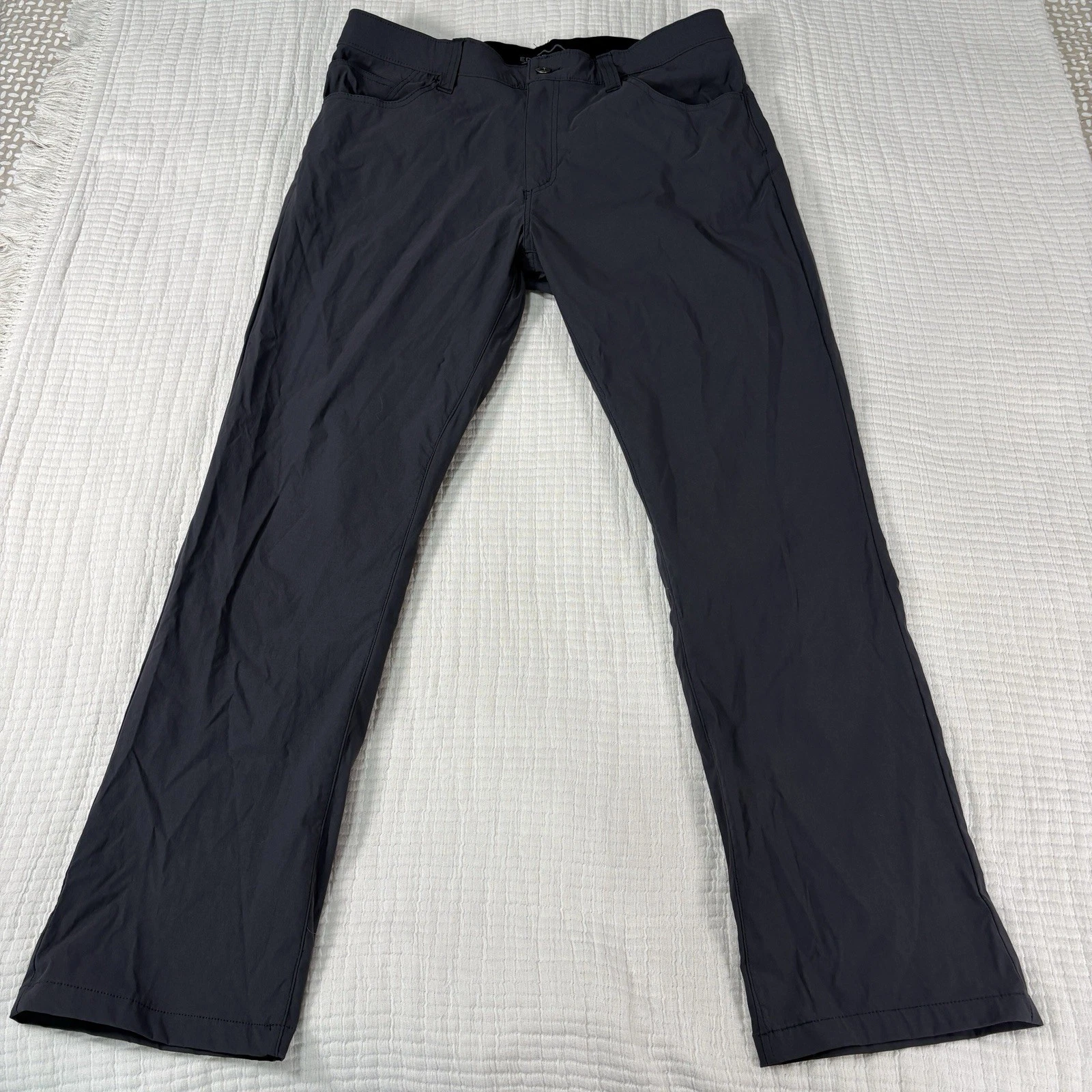 Eddie Bauer Adventure Trek Pants Mens 36x32 Gray Nylon Stretch Active Hiking NEW
Opens in a new wind