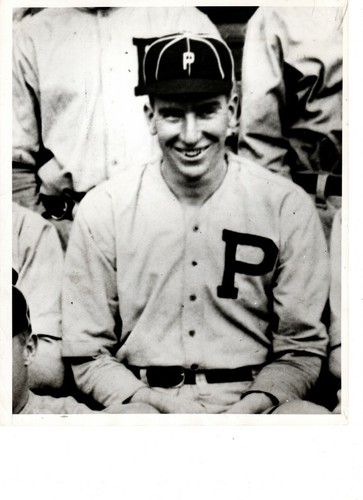 2 SPORTING NEWS PHOTOS of PHILADELPHIA PHILLIES HALL OF FAMER - EPPA ...