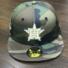 NWT Houston ASTROS New Era 5950 Fitted Cap Size 7 Camouflage REFLECTIVE Accents