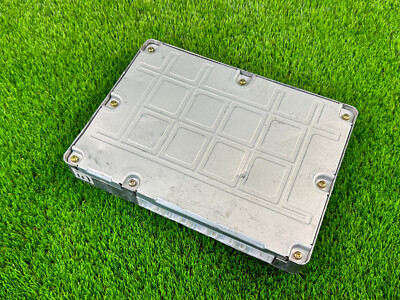 akuです Toyota Noah 2001-2004 Engine Computer 1AZ FSE 89666-28140