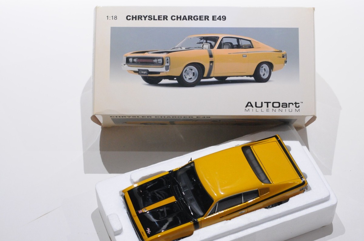 Autoart 1/18 Chrysler charger E49 訳あり RARE AUTOART CHRYSLER CHARGER E49 SUNFIRE METALLIC SCALE 1