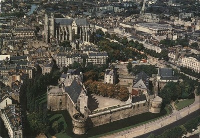 France Nantes: Chateau des Ducs de Bretagne Cathedral Heurtier Vintage Postcard