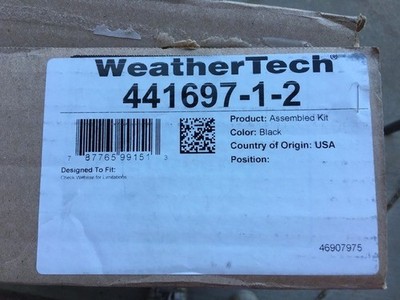 BRAND NEW HYUNDAI GENISIS GV70 MAT SET (3PC) 441697 1 2