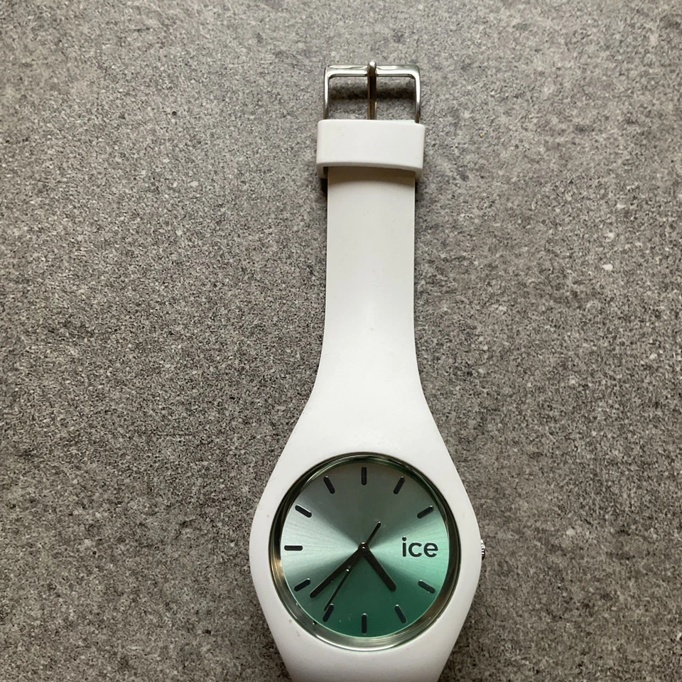 Cool Unisex Ice Watch 016 984 39mm White Case/Band Light Blue Dial Bin O - Image 3 of 4