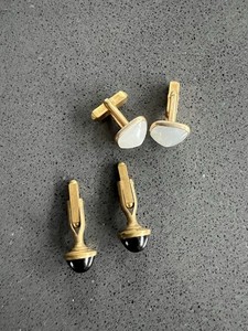 Vintage Shell Cameo Cufflinks with Pearl Halo – Gold-Tone – Mid-Century