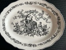 Tabletops Unlimited New England Toile 15” Platter - EXCELLENT Condition 