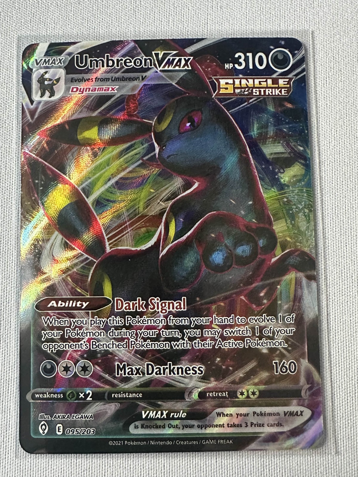 Umbreon VMAX Ultra Rare SWSH07: Evolving Skies 095/203 NM