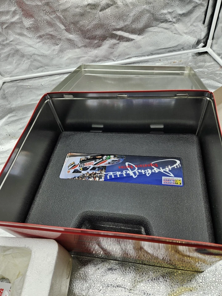 John Force All Pro Bumper to Bumper 1:24 Diecast Funny Car & Ratchet Socket Set - Image 4 of 4