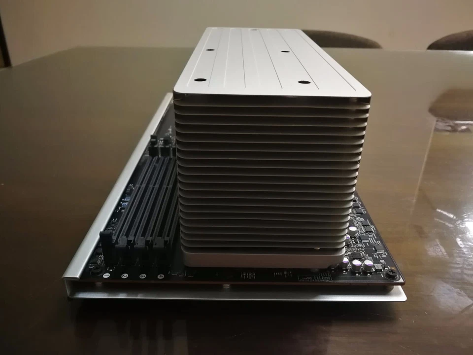 Apple Mac Pro 5,1 2010-2012 Single Processor CPU BoardLGA 1366/Socket B, Intel M - Image 3 of 4