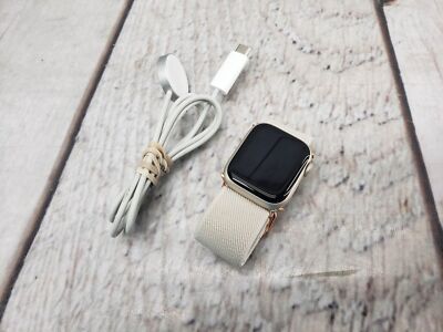 Apple Watch Series 8, 41mm, Starlight, matching stretchable band