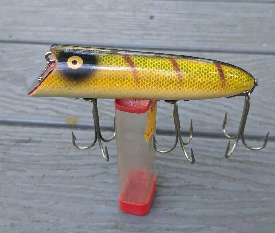 Heddon Basser 8500L Wood Lure - Perch Pattern Yellow Very Heddon Basser 8500L Wood Lure - Perch Pattern Yellow Very