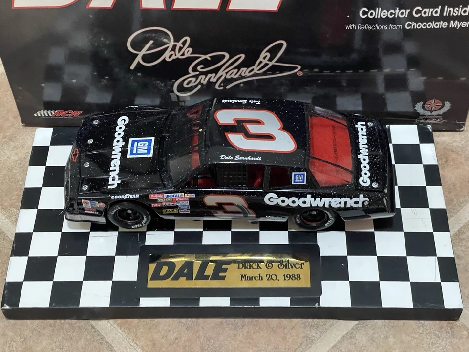 Dale Earnhardt Goodwrench Monte Carlo 1988 aerocupé película negra y plateada 1/24 Foto 3 de 4