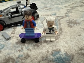 LEGO Back to the Future Delorean Time Machine 21103