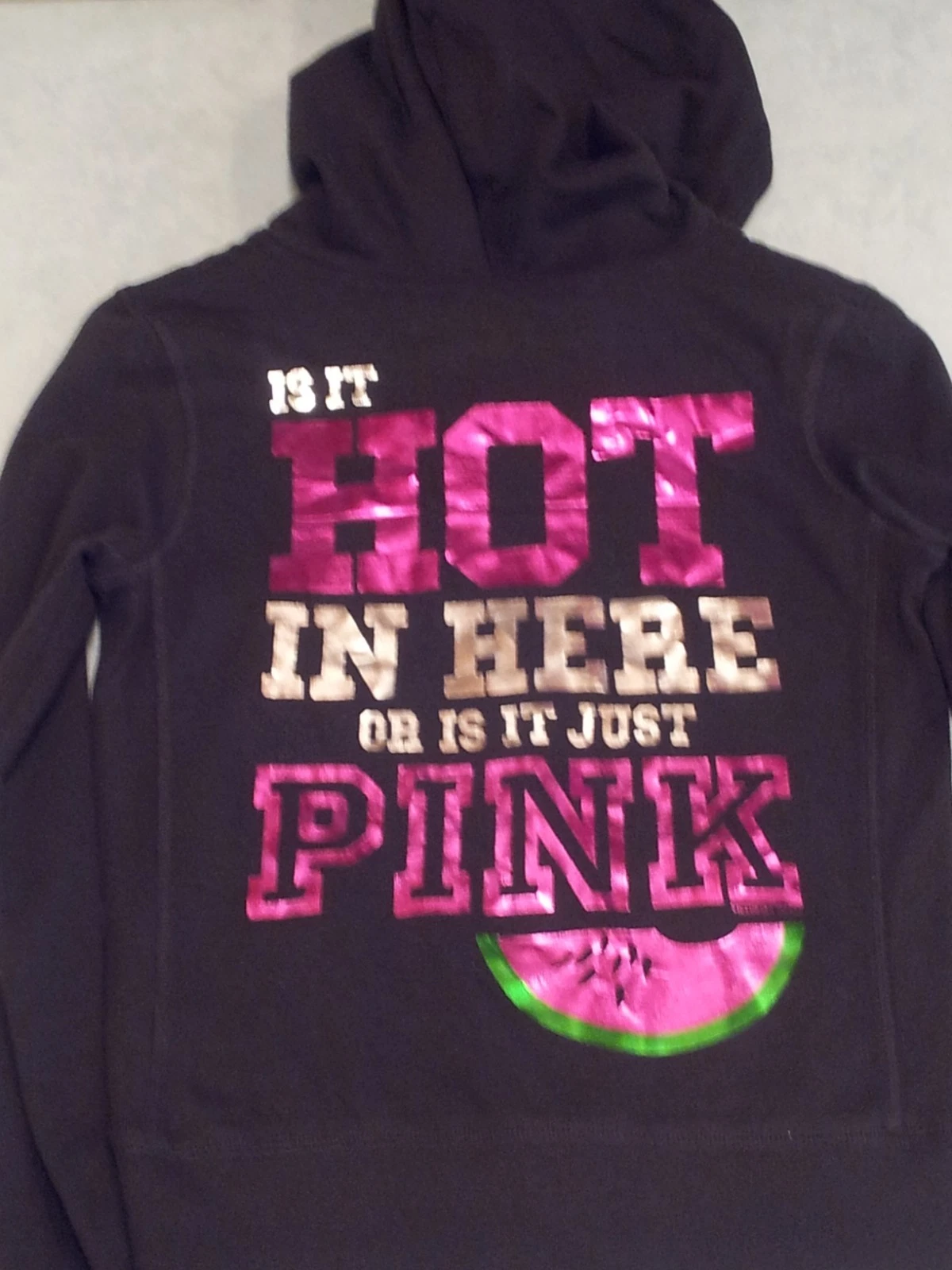 UNDERCOVER Victoria's Secret è caldo qui dentro o è solo ROSA? ? Felpa con cappuccio XS NUOVA CON ETICHETTA COSÌ RARA