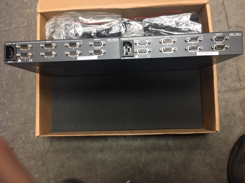 Extron 60-259-02, SW6 VGA Six Inputs, One Output  - Image 4 of 4