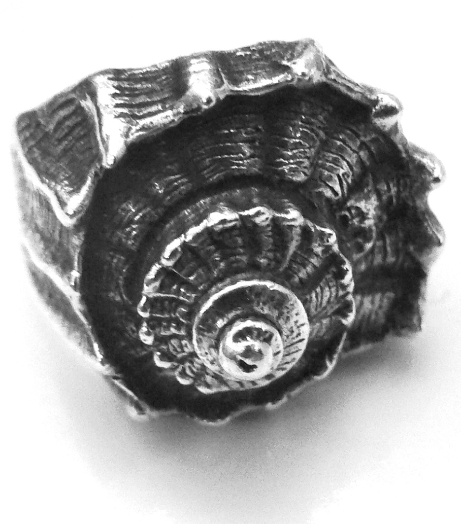 Rare/Retired Beautiful James Avery Vintage LARGE Seas… Gem