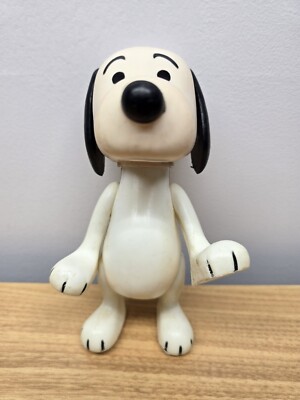1966 Peanuts Pocket Poseable Doll United Feature Syndicate SNOOPY 8 