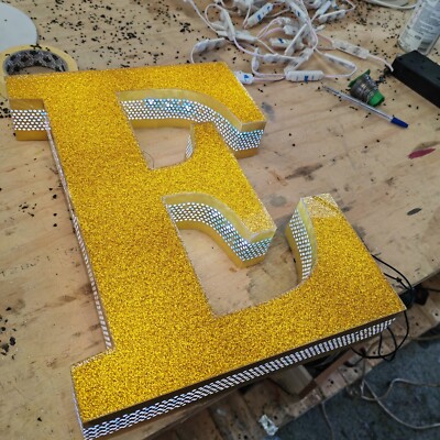  Maßgeschneiderte 3D LED Shop Schild Buchstaben Glitzer Gesicht