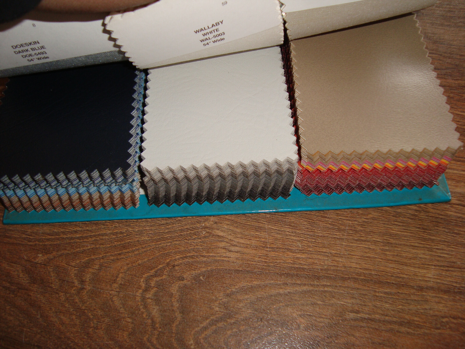 Gulf Fabrics Inc. Enduratex Innovative Vinyls Sample Catalog Book No