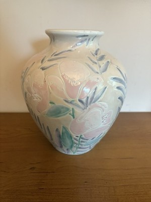 Vintage China Trader Ceramic  Floral Vase Design Size 9 