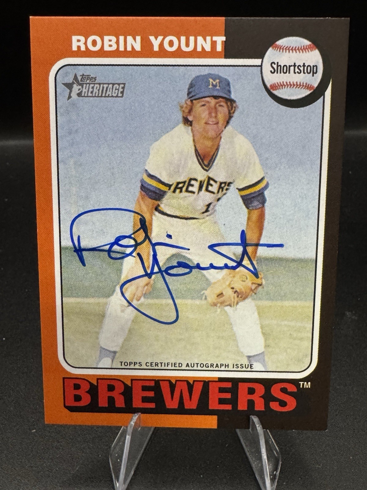 Robin Yount #RROA-RY Baseball Cards 2024 Topps Heritage Real One Reverse Autograph trading card — raw and PSA graded price guide