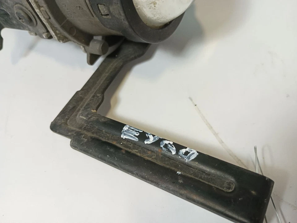 Luz de conducción antiniebla lateral derecha para pasajero Kia Sportage 2017-2019 para AWD 11344275 Foto 2 de 4