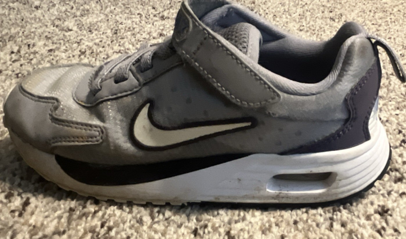 Nike Boys Airmax Athletic Shoes Gray Hook & Loop Low Top Siz