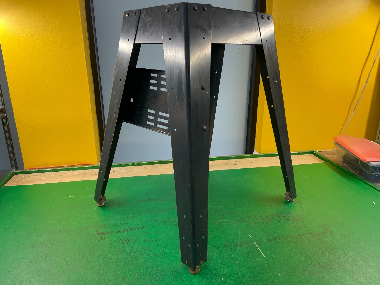 Stand Legs Base