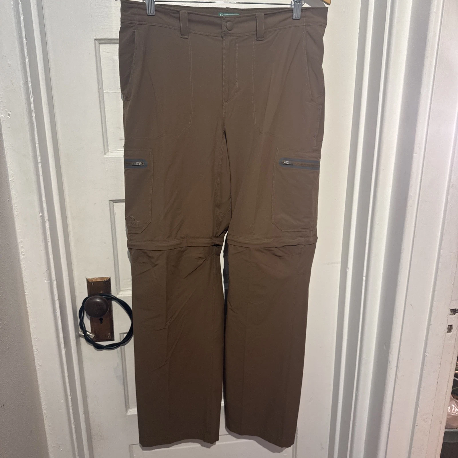 L.L. Bean Men’s Hiking Pants Tan Sz 34x32 Outdoors lightweight.