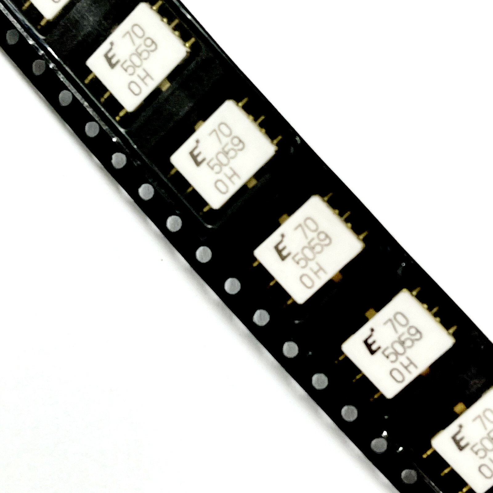 EUDYNA FMM5059VU Power GaAs C to Ka Band Power Amplifier MMICs 13.75-14.5 GHz