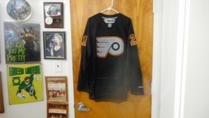 flyers accelerator jersey