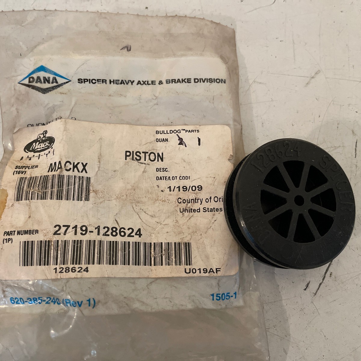 &E　GRG S GENUINE SPICER DIFFERENTIAL LOCK PISTON 128624 NEW OEM MACK