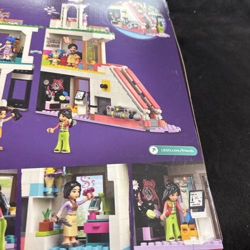 LEGO Friends Heartlake City Shopping Mall 42604 - Picture 10 of 10