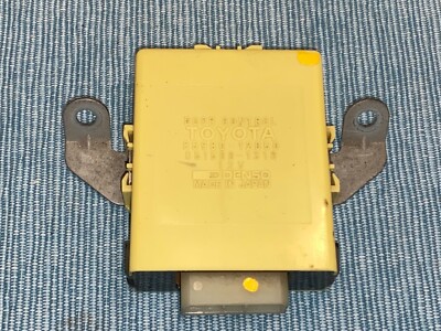 88 89 Toyota Corolla GT-S Door Control Computer Relay Assy 85980-12050