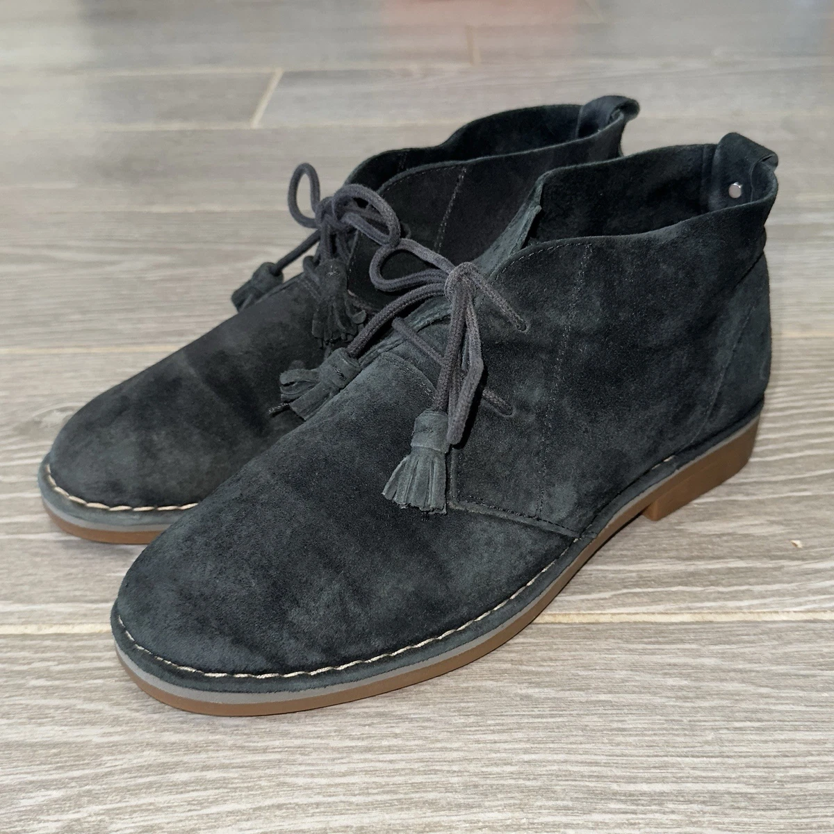 Hush Puppies Black Chukka Boots with Blue Laces Amazon.com | Hush Puppies Mens Jonas Chukka Boots Tan 11  main image 3
