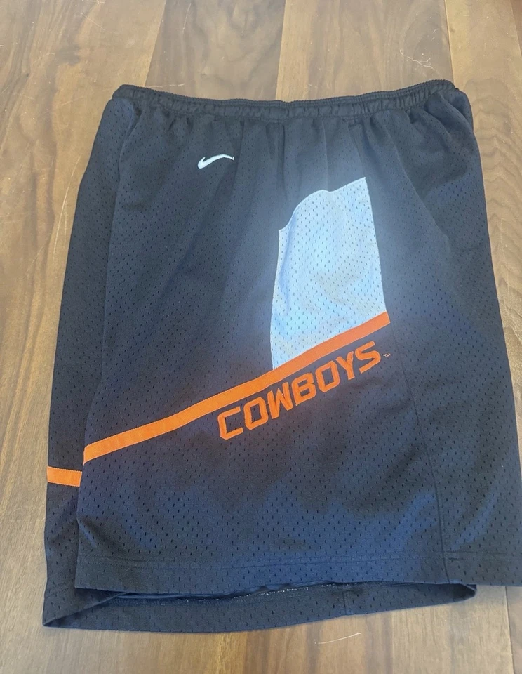 Nike Oklahoma State Cowboys Basketball Shorts. Large Fits Like Large To XL - Image 3 of 4