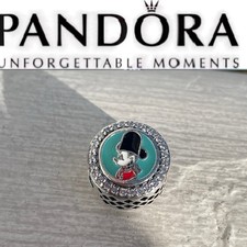 Pandora Disney Parks Exclusive Epcot Around World United Kingdom Mickey Charm