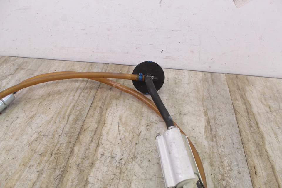 Polaris RMK 700 DRAGON 2008 conjunto de bomba de combustible Foto 4 de 4