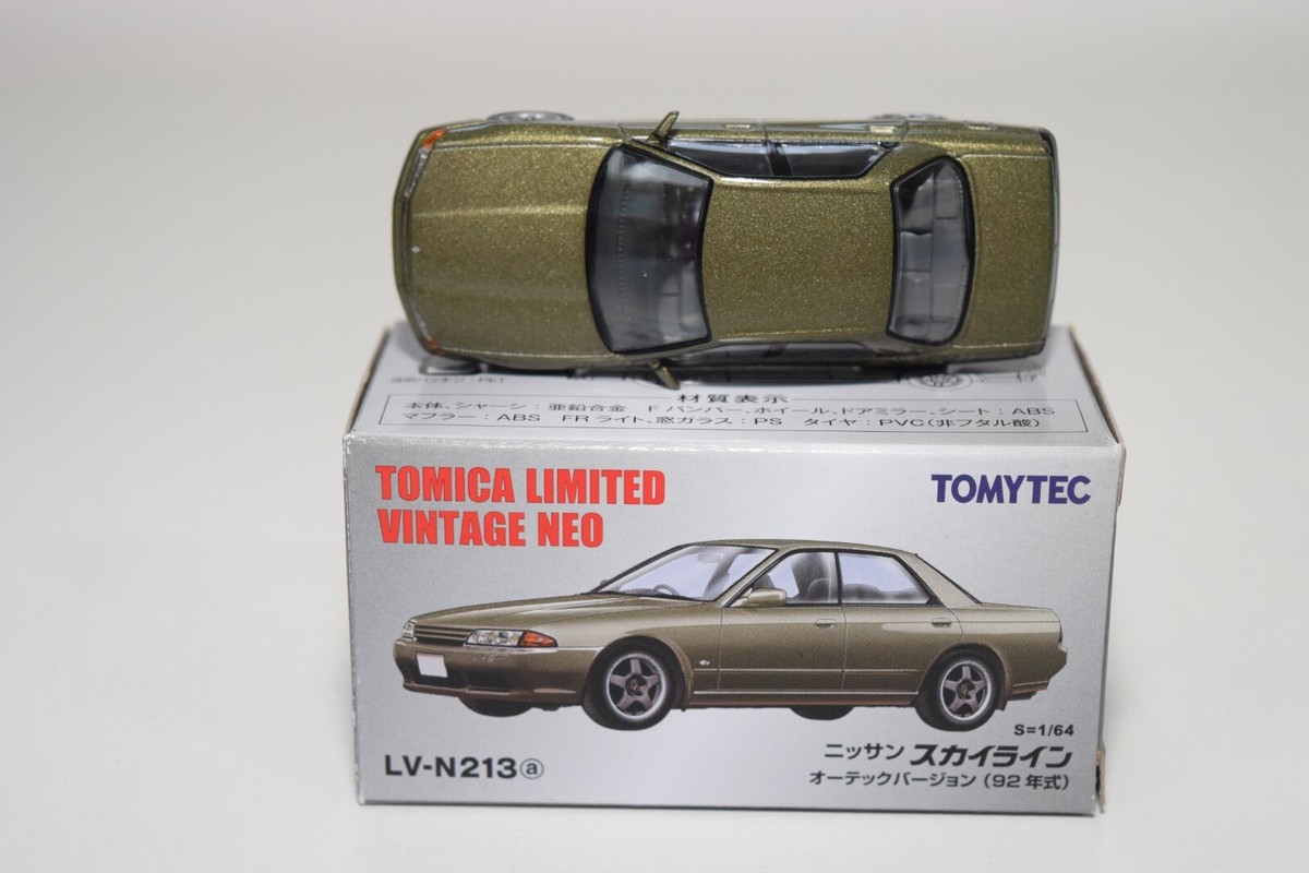 A94 1:64 3 INCH TOMICA TOMY VINTAGE LV-N213A NISSAN SKYLINE