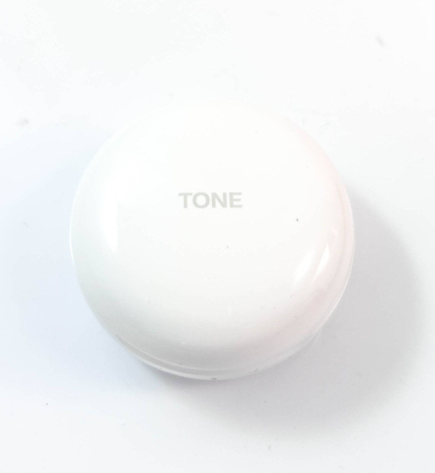 LG Tone Free Premium HBS-FN5 True Wireless Earbuds w Noise Reduction - White